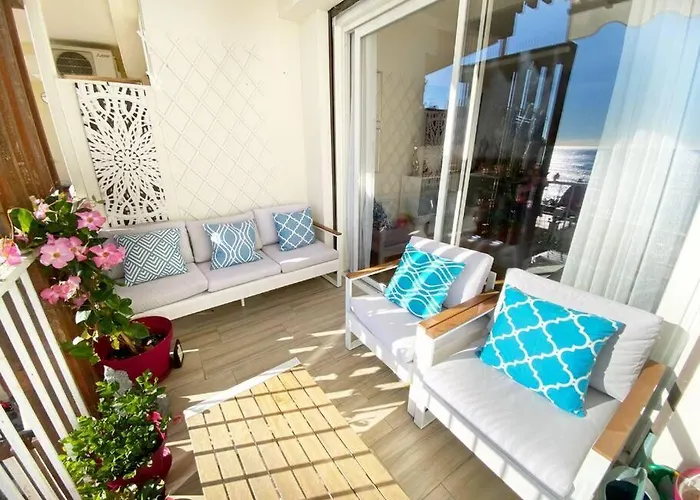 2bed 2bath Sea View Promenade Bright & Spacious! Bravostaysriveria Διαμέρισμα *