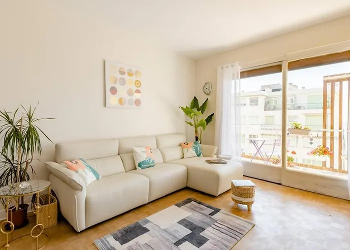 2bed 2bath Sea View Promenade Bright & Spacious! Bravostaysriveria *