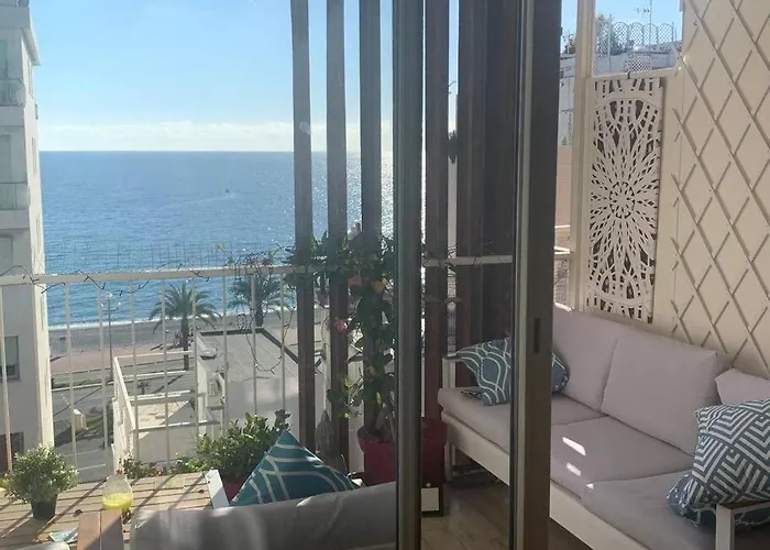 2bed 2bath Sea View Promenade Bright & Spacious! Bravostaysriveria *