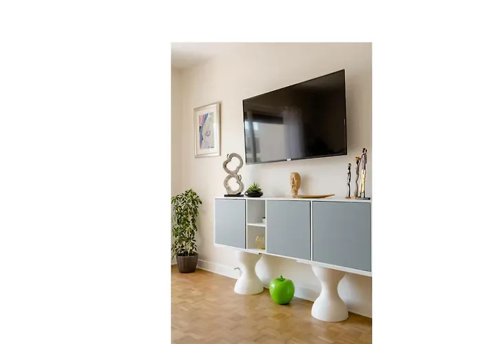 2bed 2bath Sea View Promenade Bright & Spacious! Bravostaysriveria